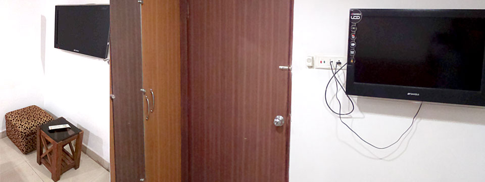 Hotel Neelam Lodge